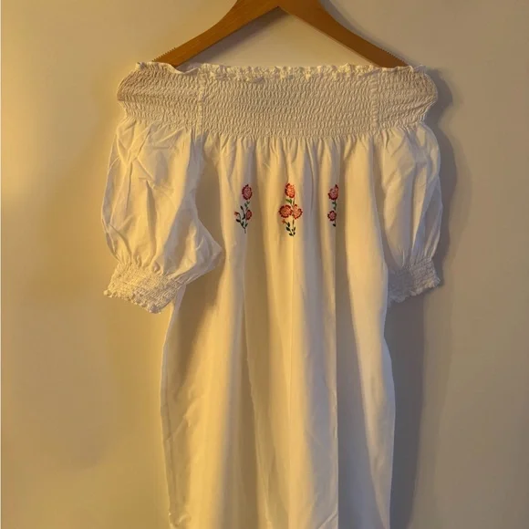 Hill house Home Hand Embroidery Caroline Nap Dress - Picture 8 of 11